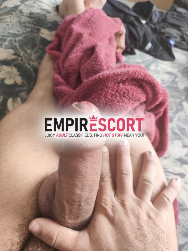 tenho fetiche em pése gosto de bunda grande