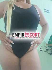 loira rabetao especialista em sexo anal adoro o que faço sou uma loira muito safadinha tardinha que adora sexo completinho venha conferir com muito te