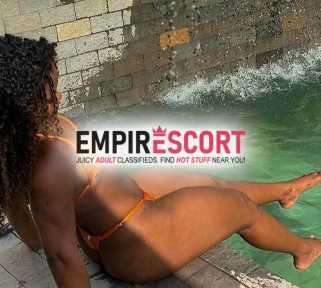 morena gostosa com local
