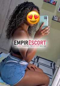morena gostosa com local