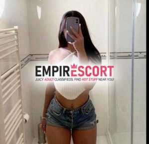 50 rapidinha ❤️morena linda simpática❤️ disponível com local amor 😍