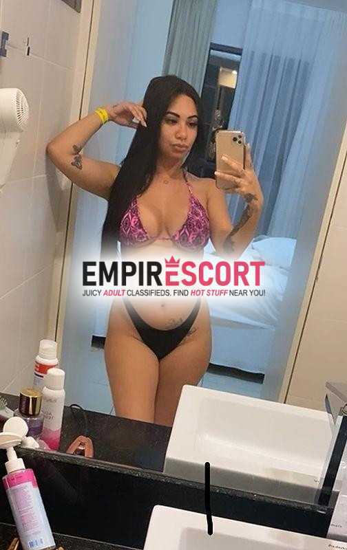uma garota linda iniciante por poucos dias na cidade com local 🥰