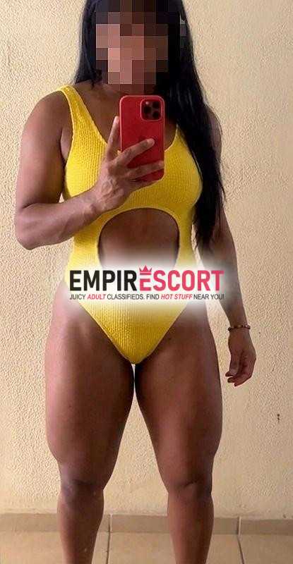 sou morena alta 176 musculosa amo treinar beijo sem frescurase estiver bem higienizado.