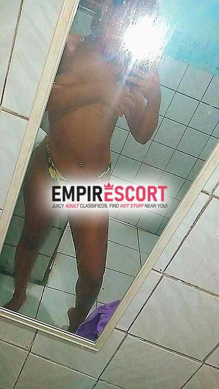morena delicia cheia de vontades