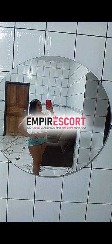 oi meus amores estou disponível agora venha gozar gostoso comigo adoro sentar e tenho uma bucetinha quentinha e apertada adoro fazer pompoarismo🤤