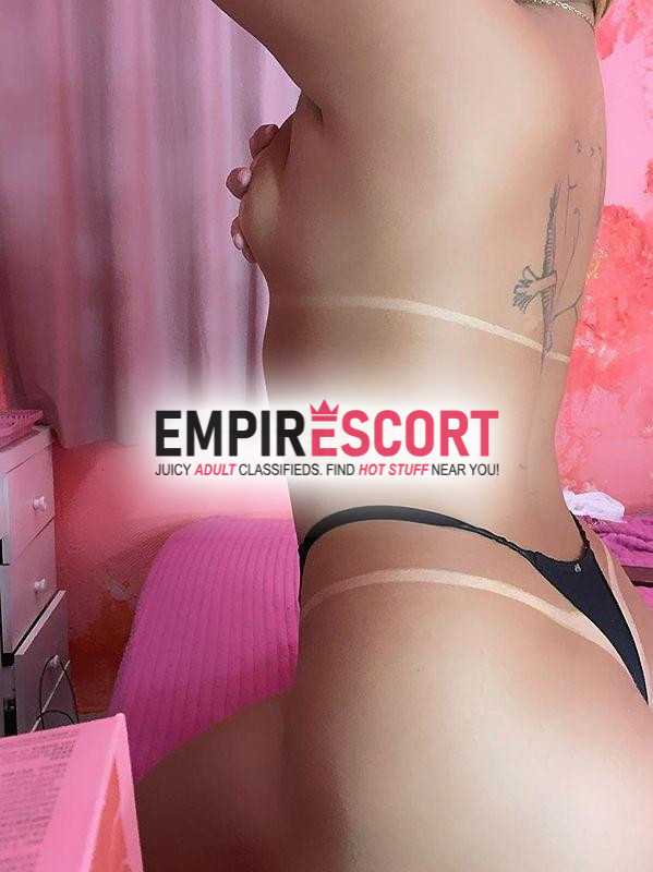 vem se esquentar comedo o cuzinho sua loirinha😋