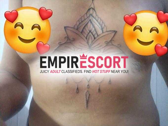 Índia dos prazeresvem conhecer minhas habilidades corpinho natural morena tatuada