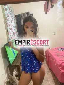 sou magrinha satisfaço o seus desejos🥰🥰
