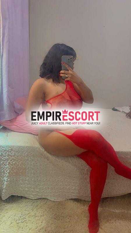 uma morena e uma ruiva uma com anal e outra vaginal bem gostoso 😈