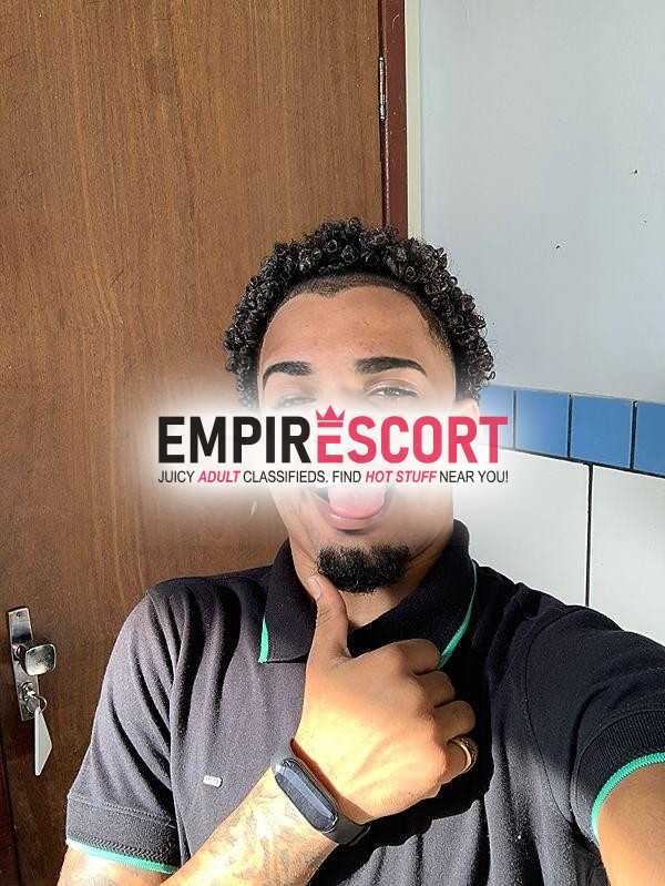 novo na cidade🍆😈🥵