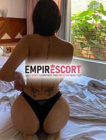 mia ferrari novinha primeira vez na cidade
