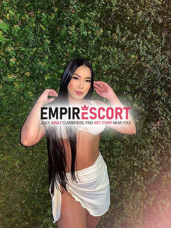 morena tatuada toda sensual novidade na cidade 