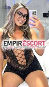 duda loira de seios lindos corpo escultural com finalização.