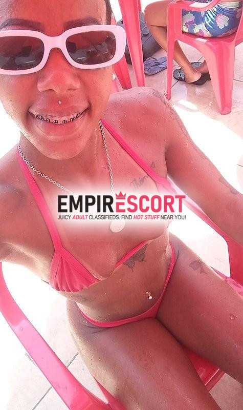 .adoro fazer anal sou bastante safada e gosto de gemer gostoso pra te provocar. vem me sentir sou apertadinha e novinha 😍