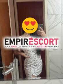 namoradinha carinhosa e discreta