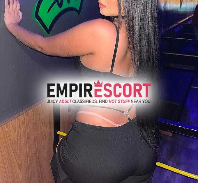 20 anos 
louca pra receber 🍼 leitinho na boca vem fuder com essa novinha recÉm chegada