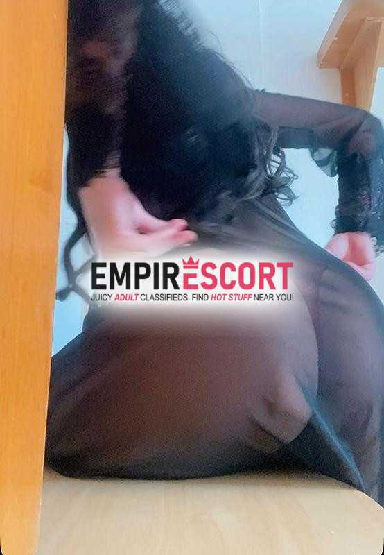 morena com local sem frescura