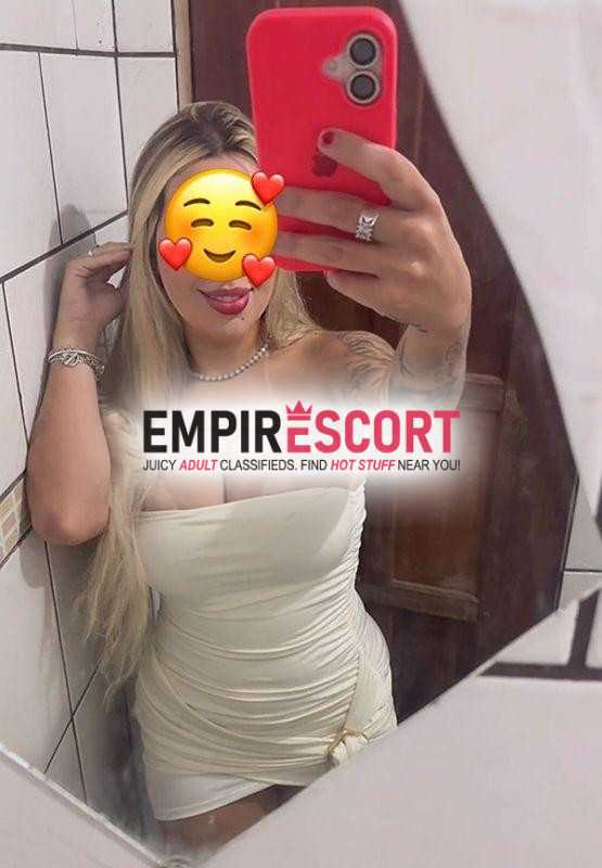 loira siliconada de passagem na cidade 🩷