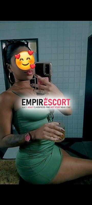 morena quente 🔥 mulher experiente e boa no que faz .😋
tenho local so saio do local acompanhada .