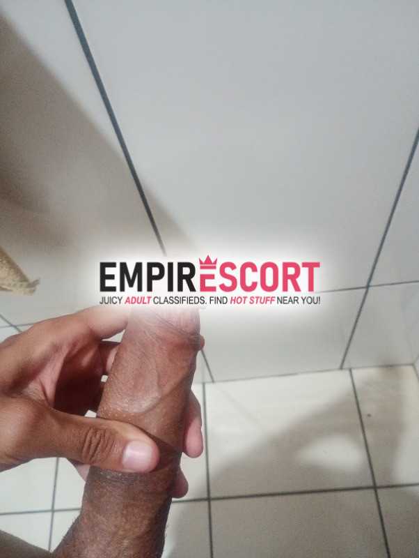 homem de 19 anos novinho pirocudo. afim de meter em mulheres. não tenho local.