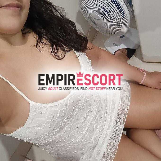 sua namoradinha completinha.