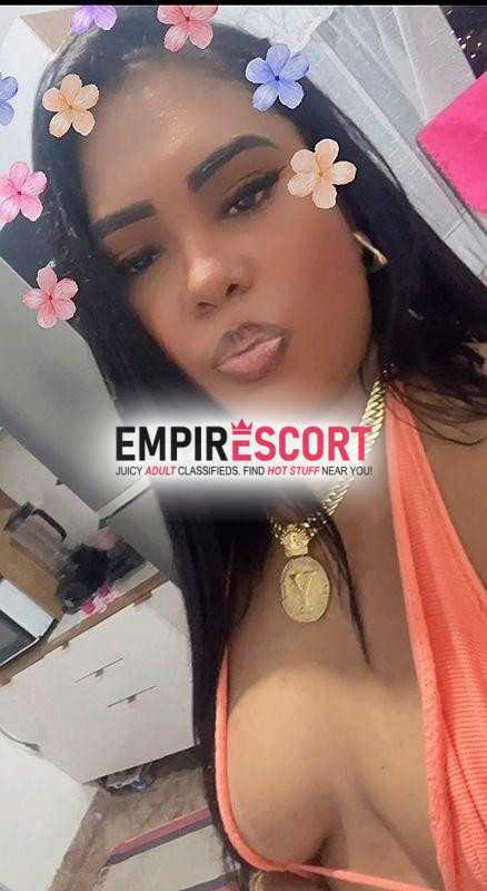 morena rainha do boquete com buceta apertadinha 🫦