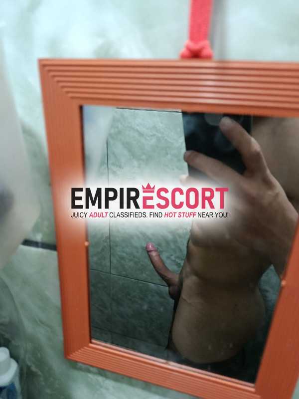 quero socar meu cacete e um cu com o rabo bem grande