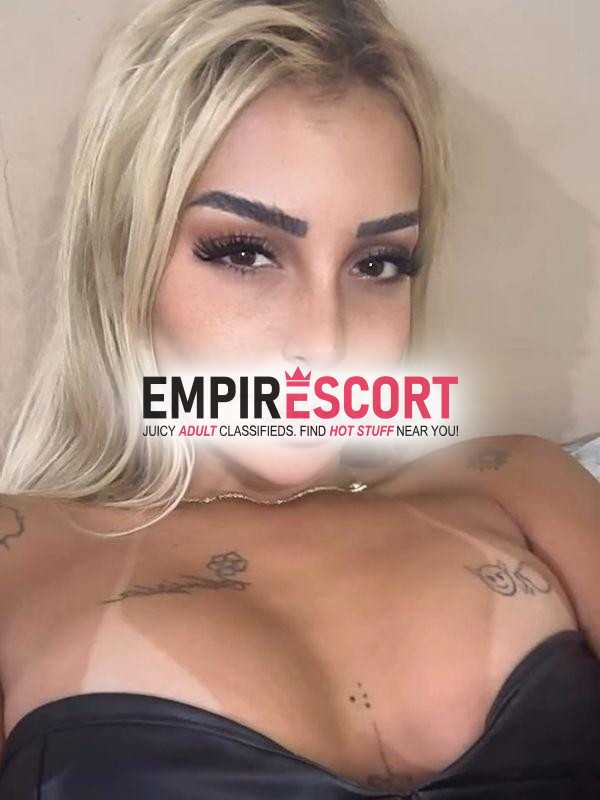 loira gostosa com local disponível 24 horas