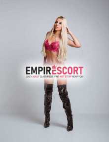 loira gostosa com local disponível 24 horas