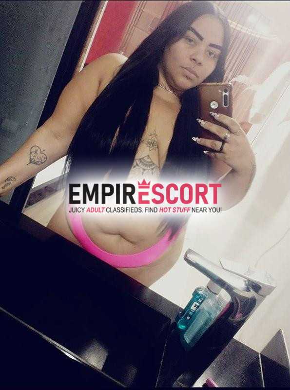 especialista em sexo oral trabalho com massagem relaxante atendo sozinha.