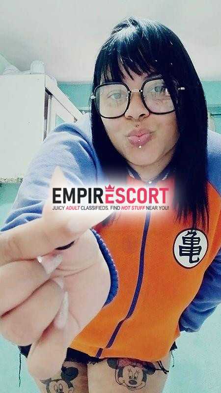 especialista em sexo oral trabalho com massagem relaxante atendo sozinha.
