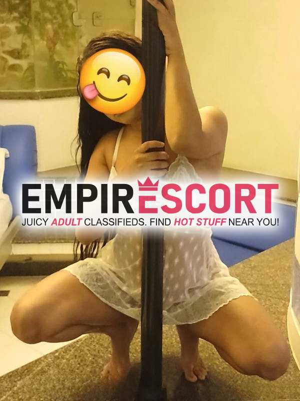 morena atraente e cheirosa.