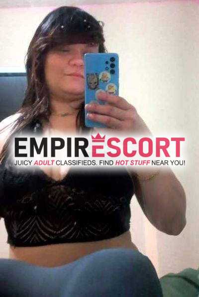 karine gostosa pronta para você. minha rapidinha é com local.