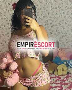 moreninha sem frescuras que adora sentir uma pica quentinha na bcta 🙈😘