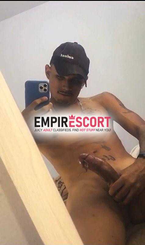 ativo dotado 21cm grosso gozador sem local moreno com tatuagens