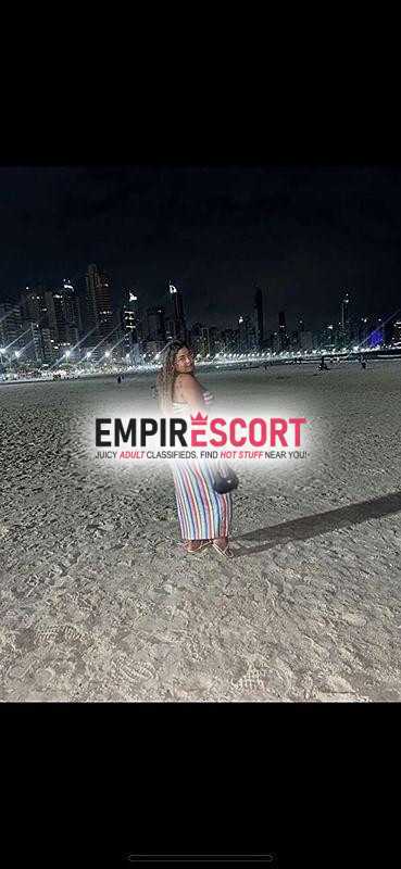 novinha estilo mulherão