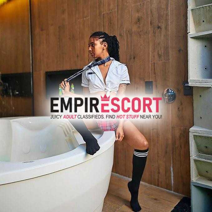 esmeralda exclusive