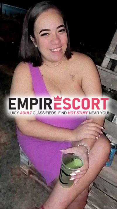 rafaela vem se deliciar nas curvas gordinha mais fogosa região