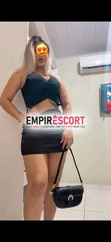 loira disponÍvel pra deixar vocÊ bem relaxados e gozar gostoso 🤤