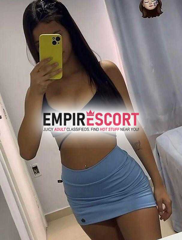 thais novinha 
chupo gostosinho sou completinha com anal bem gostosinho apertadinho fotos reais 