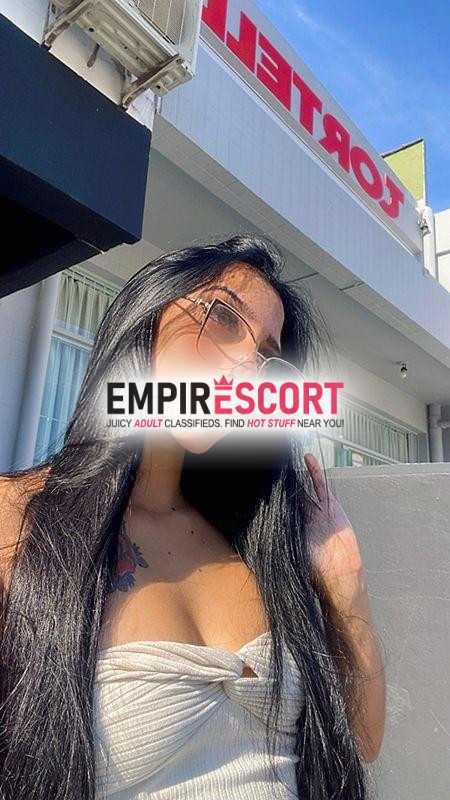 morena magrinha kobrasol