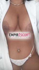 olá amor sou amora uma morena discreta carinhosa e pronta para deixar seu dia mais gostoso