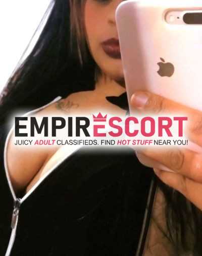 jessica rodrigues sua namorada perfeita com traseiro apertado e sexo oral delicioso.