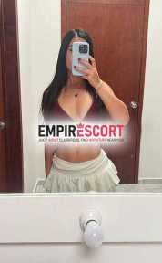 morena linda sensual e completa. tenho local 

vem neném