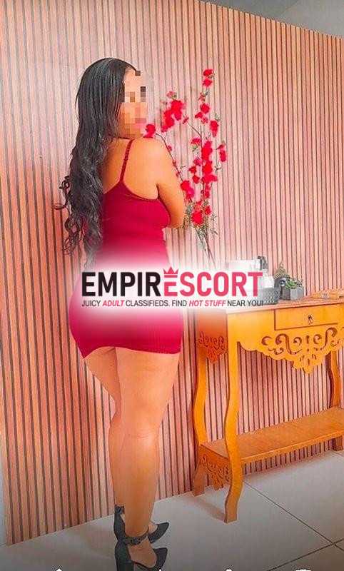 morena estilo namoradinha…