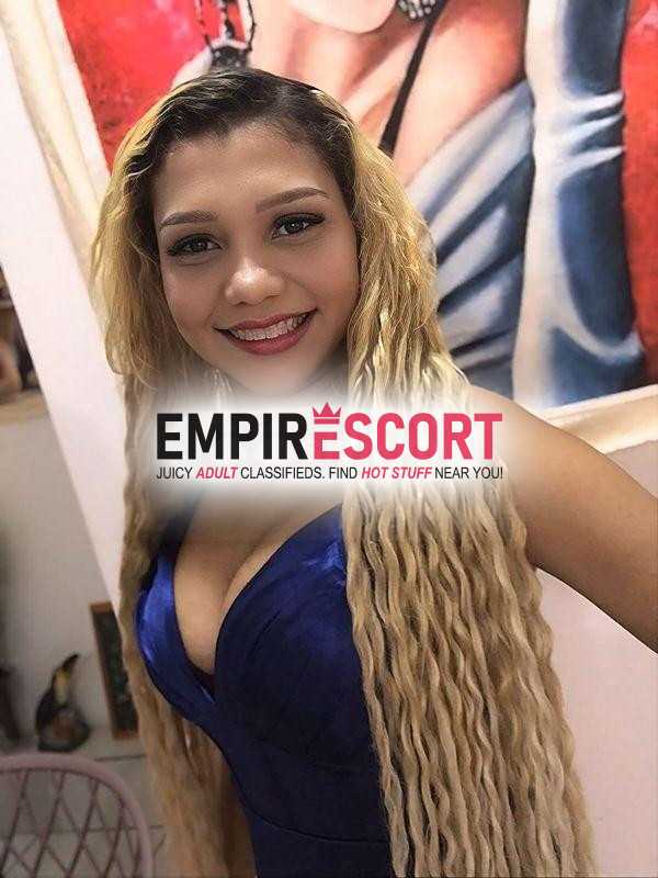 ana atendo em local de massagem 
loira carinhosa carismática. 
vem me conhecer.