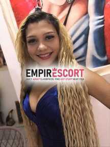 ana atendo em local de massagem 
loira carinhosa carismática. 
vem me conhecer.