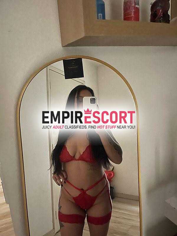 está procurando por algo diferenciado venha me conhecer 💫🤤