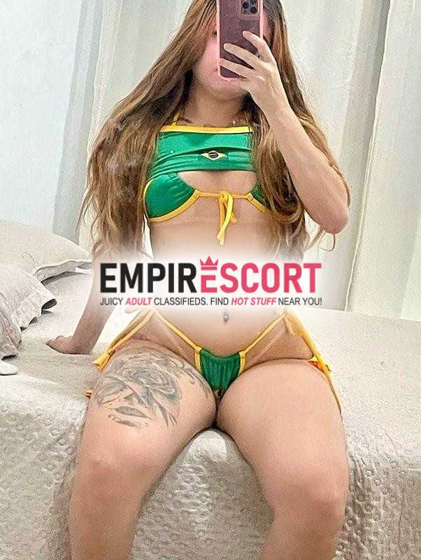 😋minha bucetinha É rosinha adoro que fÔda ela bem gostoso 😋