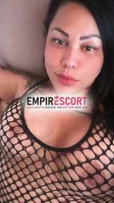 morena gostosa com local